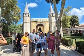 Guided Tour of Topkapi Palace Museum & Harem with Skip-the-Line