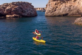 Recorrido en kayak por las grutas de Ingrina a Barranco