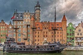 Gdansk Food and Sightseeing Tour with Bart