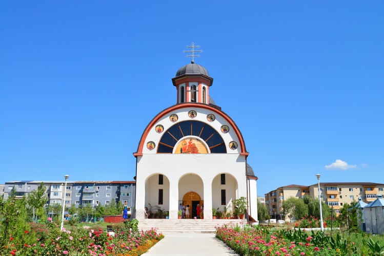 photo of view of drobeta turnu severin romania church building architecture landmark, Drobeta-Turnu Severin, Romania.