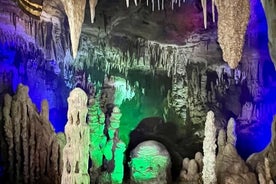 Tour von Batumi zum Martvili Canyon, zur Prometheus-Höhle und zu heißen Quellen