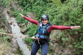 Einfaches und extremes Canyoning auf dem Fluss Cetina mit kostenlosen Fotos/Videos