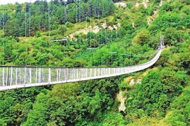 Privétour naar de wijnmakerij Hin Areni, het Tatev-klooster en de kabelbaan, de Khndzoresk-grotten