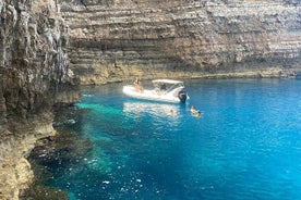 Barco Privado de Meio Dia Ilha Sazani e Caverna Haxhi Aliu