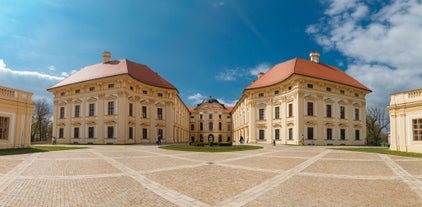 Slavkov Castle