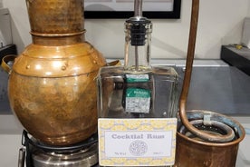 Bottiglia di rum di classe distilleria a Edimburgo