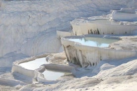 Tour privati di 1 giorno a Pamukkale Hierapolis e Lago Salda