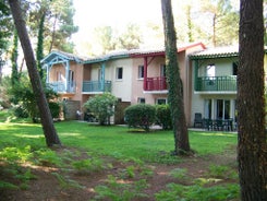 Jolie petite maison à Vieux Boucau avec piscine chauffée - Domaine du Golf de Pinsolle