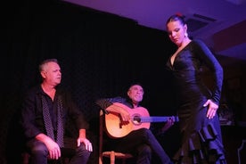 Skip the Line: Tablao Flamenco Pura Esencia Ticket