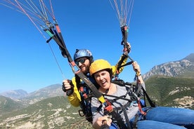 Esperienza in tandem in parapendio dal monte Dajti