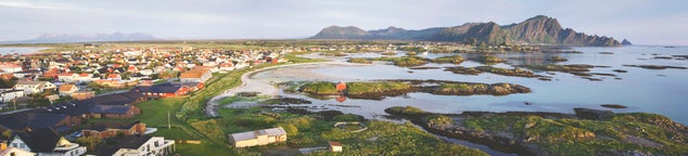 Coches de alquiler en andenes, en Noruega