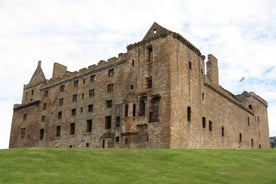 From Edinburgh: Outlander Adventure Day Tour with Entry