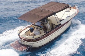 Paseo en barco privado por Positano desde Capri