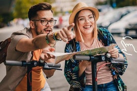 Stadstour door Krakau op scooter en eten proeven met Engelse gids