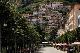 Viagem de um dia de Berat de Tirana