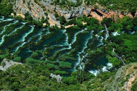 Excursión de un día a las cascadas de Krka y Sibenik desde Zadar