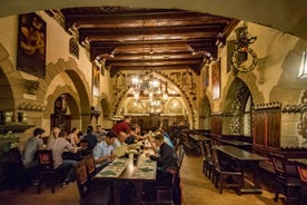 Prague: Legendary Beer Tour with Dinner