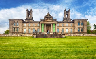 Photo of beautiful view of the old town city of Edinburgh from Calton Hill, United Kingdom.