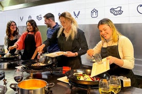 Paella Cooking Class, Wine Tasting & Central Market in Valencia