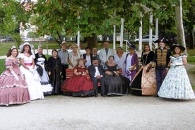 Geführte Tour in historischen Kostümen durch die Winterstadt Arcachon