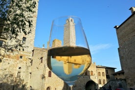 San Gimignano, Siena, Monteriggioni: Fullkomlega Leidd Ferð, Hádegisverður & Vínsmökkun