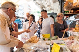 Tour del mercato per piccoli gruppi e lezione di cucina a Parma