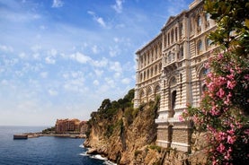 Monaco Scavenger Hunt and Best Landmarks Self-Guided Tour