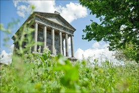 Halbtägiger privater Garni-Tempel und Geghard-Kloster-Tour von Eriwan