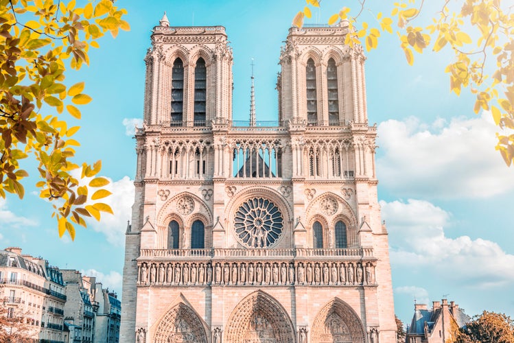 Facade of the cathedral Notre-Dame in Paris.jpg