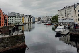 Alesund Walking Tour Art Nouveau and Postcard Views