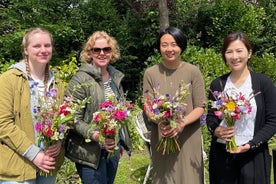 Dutch Flower Shopping and Bouquet Making Class