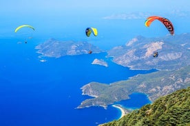 Parapendio a Fethiye dalla regione di Antalya