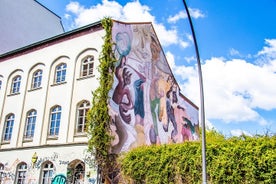 Discover the LGBT side of St.Georg with a Local