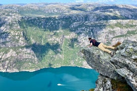 Guided Multi-day Lysefjorden Hiking Tour in Norway