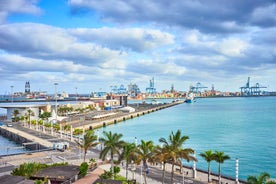 Photo of aerial view of beautiful landscape with Cathedral Santa Ana Vegueta in Las Palmas, Gran Canaria, Canary Islands, Spain.