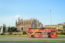 Palma de Majorca hop-on hop-off tour met optionele boottocht en kasteel Belver