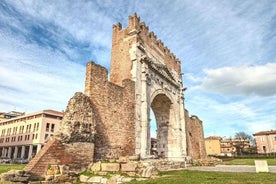 Rimini destaca tour privado guiado con una guía local y mejor calificada