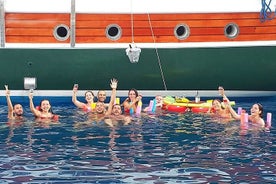 Bodrum Private Gulet Cruise með Miðjarðarhafshádegisverði