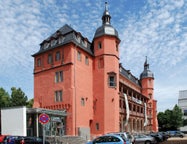 Neu-isenburg premium car rental