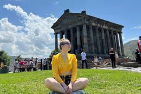 Visite de groupe : Khor Virap, temple Garni, Geghard, pâtisserie Lavash