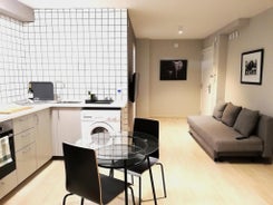 Mazi Apartments Suite