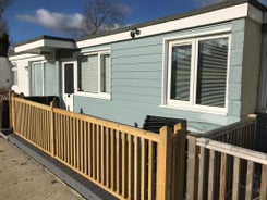 2 Bedroom Chalet SB11, Sandown Bay, Dog Friendly