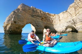 Experiencia Kayak Cueva Benagil grupos pequeños al amanecer