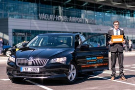 Prague: Private Transfer from Václav Havel Airport