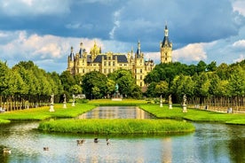 Explore Schwerin in 60 Minutes with a Local