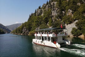 Green Canyon: 5-stündige Bootsfahrt mit Mittagessen und alkoholfreien Getränken