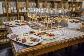 Essentials of Hungarian Wine Tasting (with Cheese and Charcuterie) a Budapest