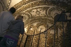 Roma super economica: Ingresso saltafila alle cripte e alle catacombe più tour a piedi tra i misteri e i fantasmi