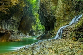 Excursions privées dans les canyons et les grottes de Batoumi (Martvili-Okatse-Promete)