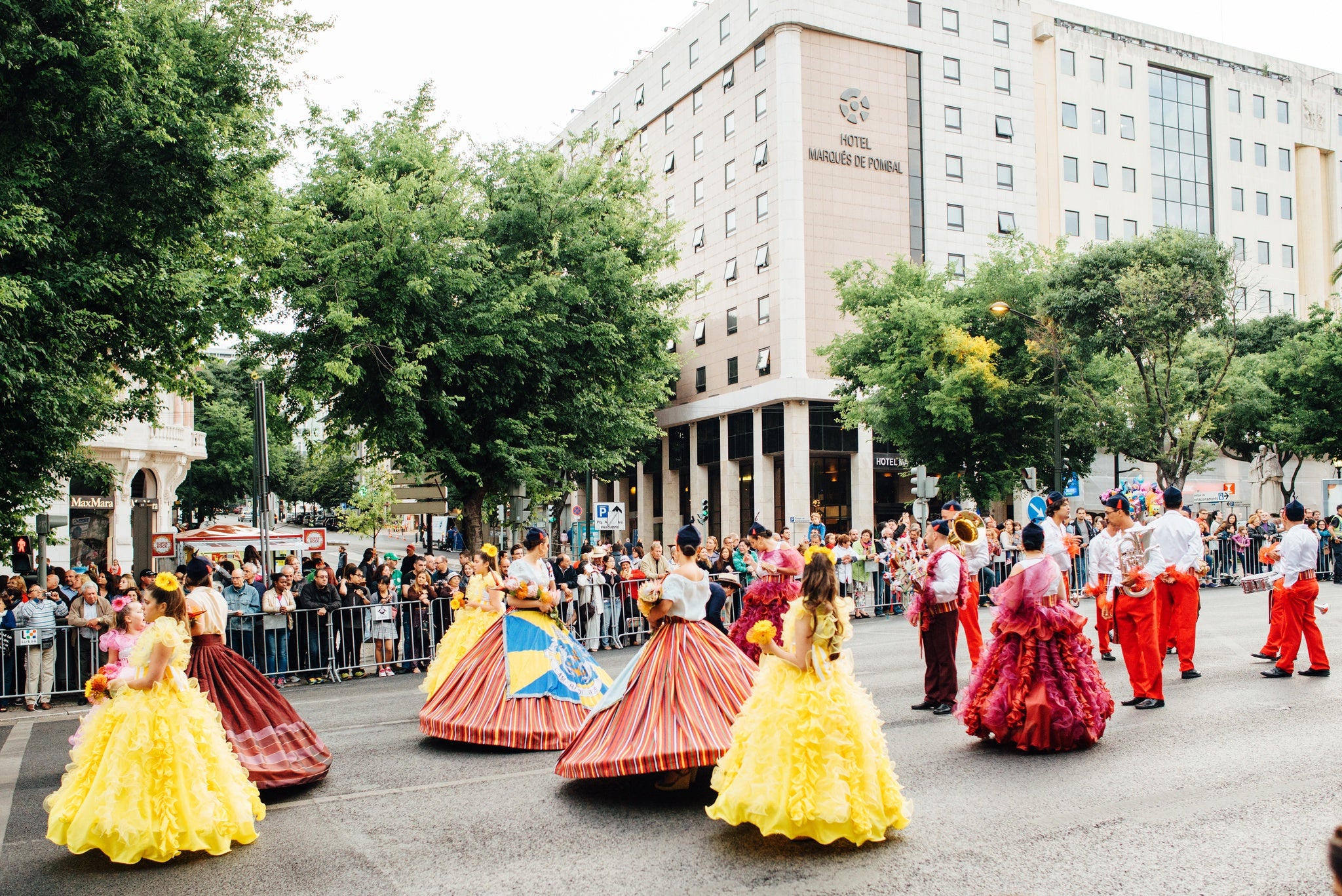 Saint Anthony Feast  in Lisbon.jpg